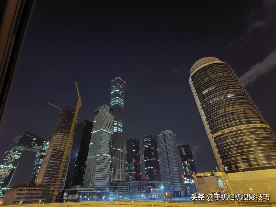 手机外挂长焦镜头真的有效果吗,手机里面的长焦镜头会伸缩吗