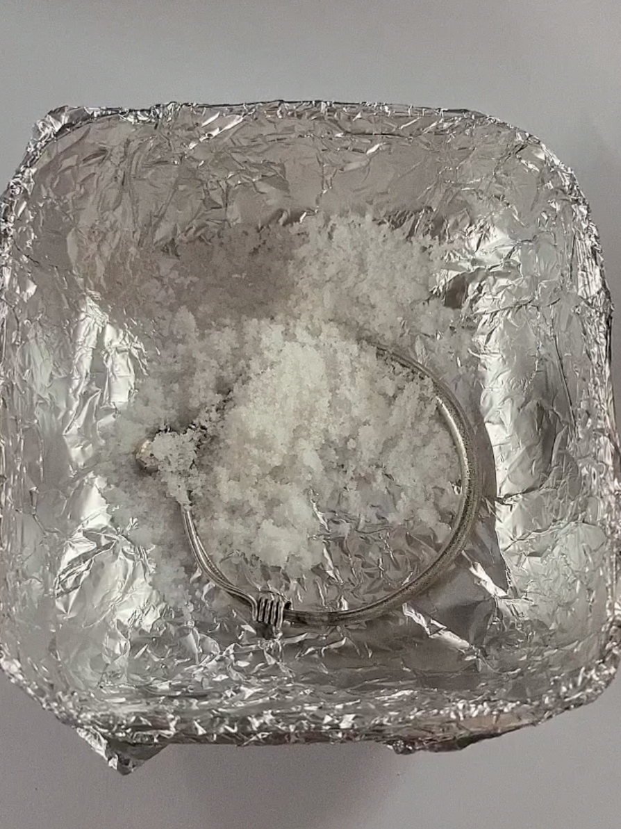 银首饰变黑有什么妙招,银首饰变黑了怎么处理