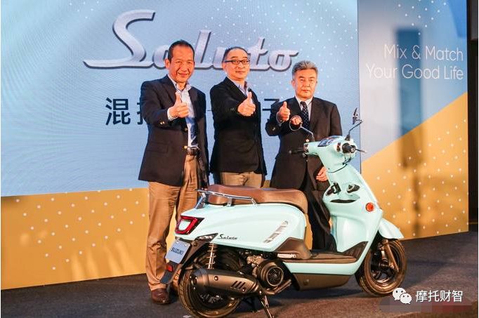 铃木新复古踏板saluto几个颜色,铃木1万左右新款踏板