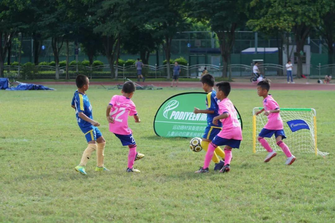派迪茵4号足球,派迪茵校园足球