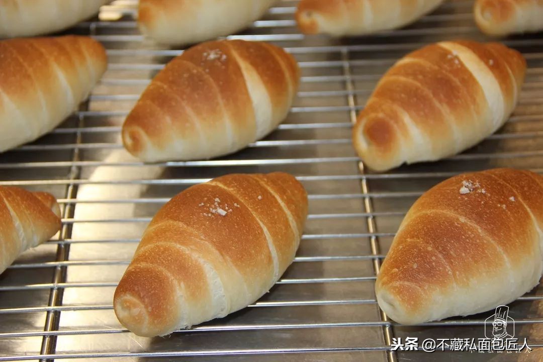 黄油可以用起酥油代替吗,烤面包可以用什么油替代黄油