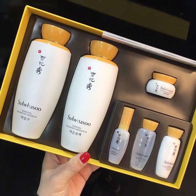 8款超好用平价水乳套装保湿首选,换季水乳大集合