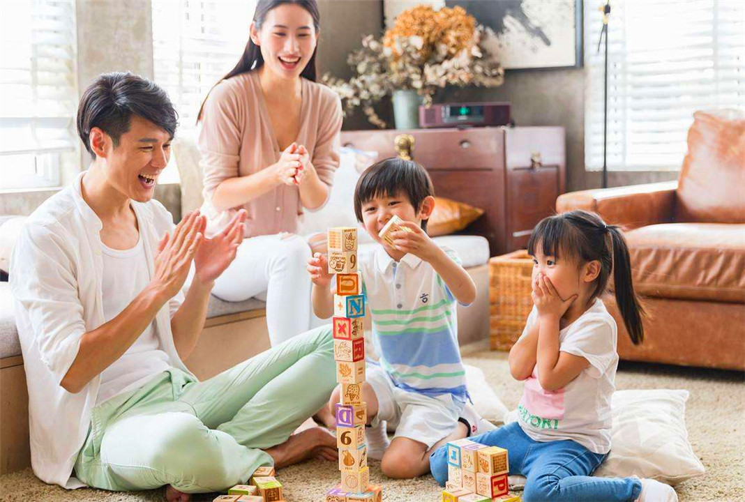 1岁宝宝被1岁宝宝打该怎么办,1岁半宝宝别人打他不还手怎么办