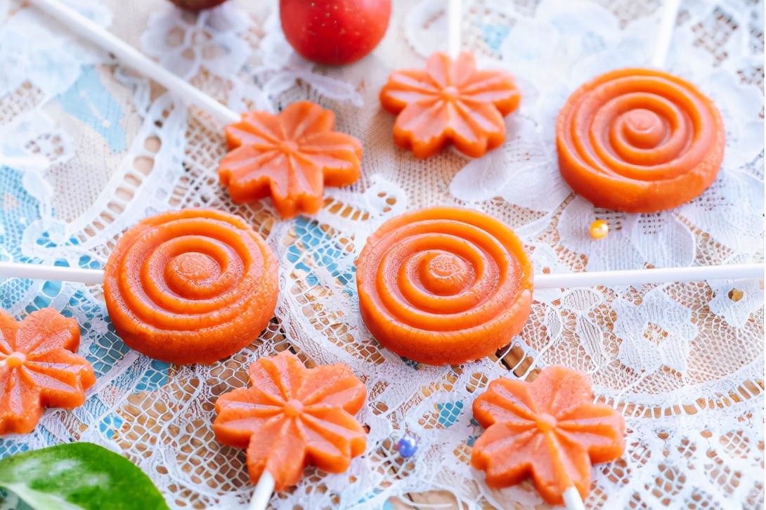 吃完可以开花的棒棒糖,吃完嘴巴特别香的棒棒糖