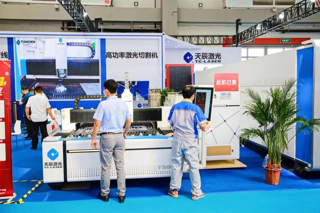 直击展会现场｜精彩继续！现场签单火爆，听听他们怎么说