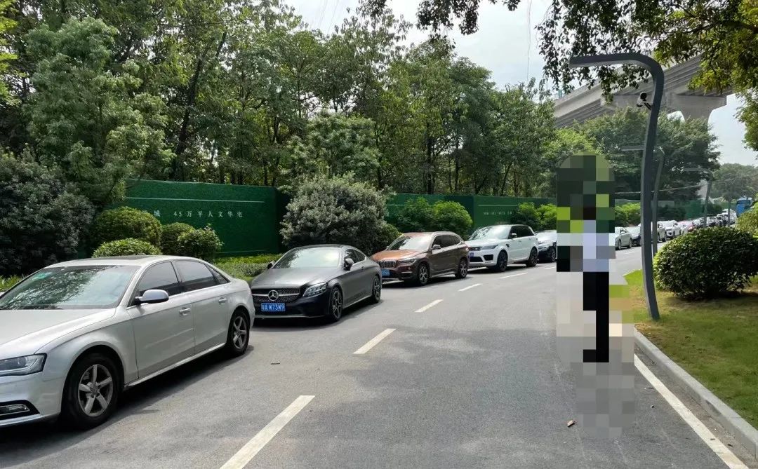 2小时劲销超10亿!大学城这个地标之作,带着绝美江畔来了