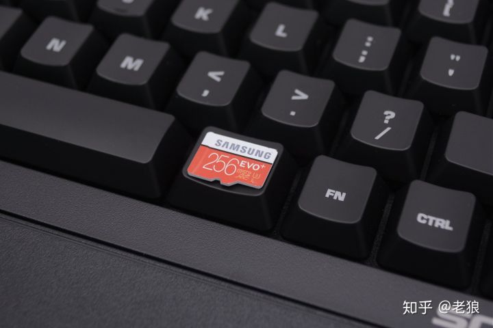 microsd卡为什么还有大卡,microsd卡槽小机子是干什么用的