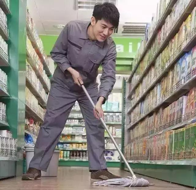 711罗森全家便利店特点区别,罗森便利店在日本的发展历程