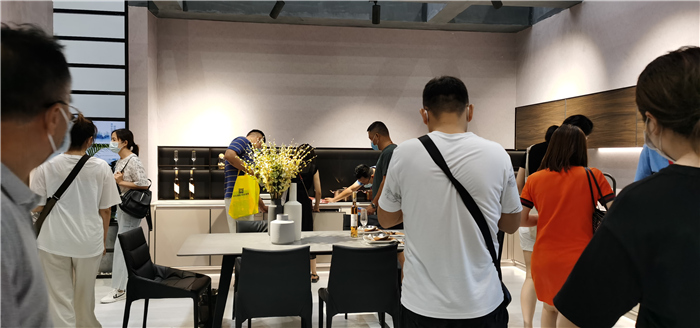 有谁知道参展2021中国建博会（广州）的小尼宅配是几线品牌？