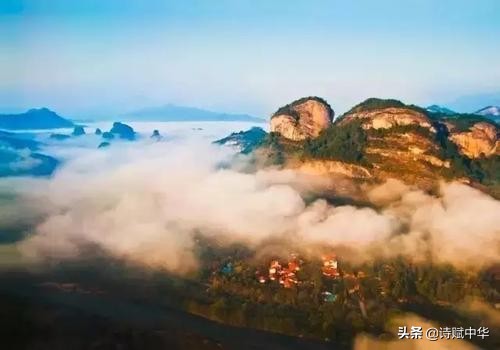 辞赋|听琴书销魂,留儿女情长《结庐山庄赋》