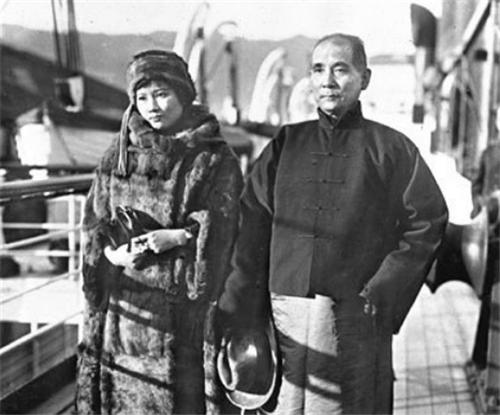 老人假扮孙中山,扬言能解冻260万亿兆美元资产,结果真骗了55万