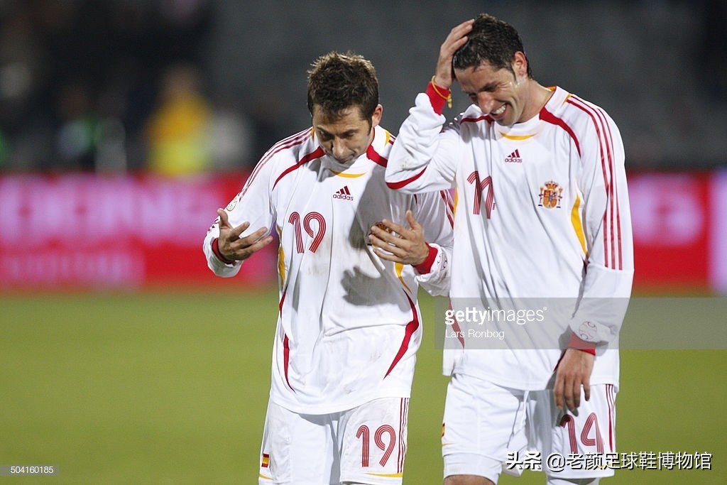 武磊24号球衣,武磊为什么选24号球衣