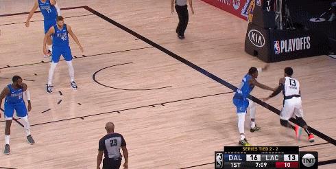 就你叫东契奇啊？乔治反弹砍35分，鱼竿送你了