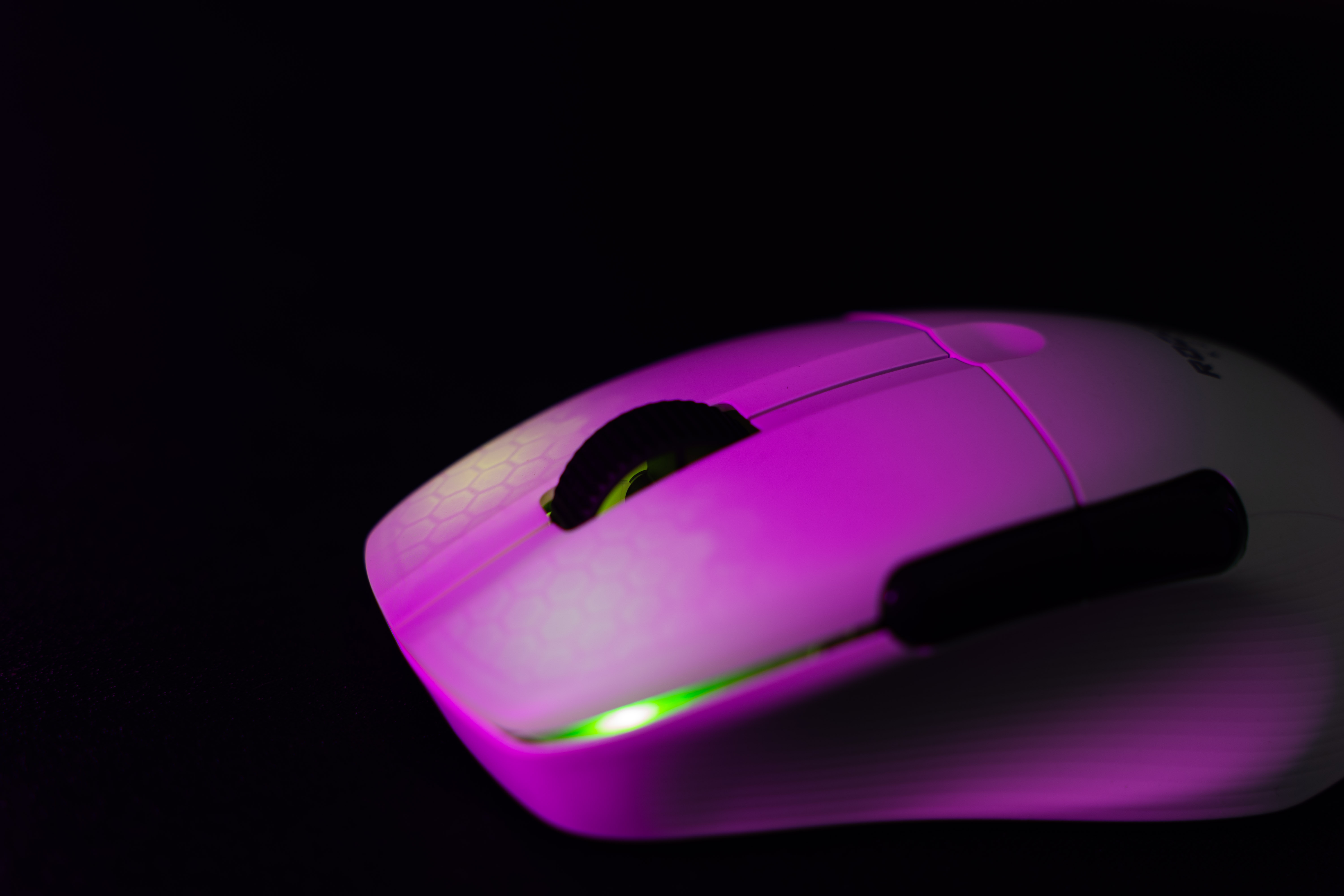 dc鼠标冰豹konepro,冰豹鼠标koneproair机测