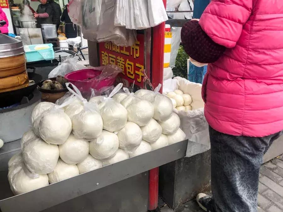 这条小马路上，竟然汇集了上海众多传统早饭？（上）