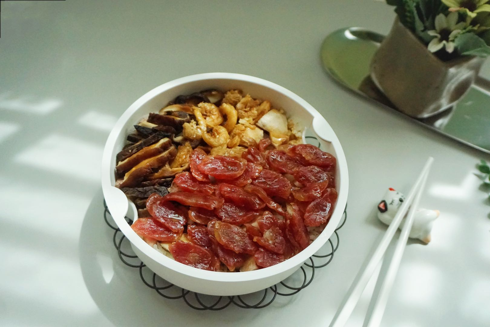 腊味煲仔饭美味飘香,腊味煲仔饭口味