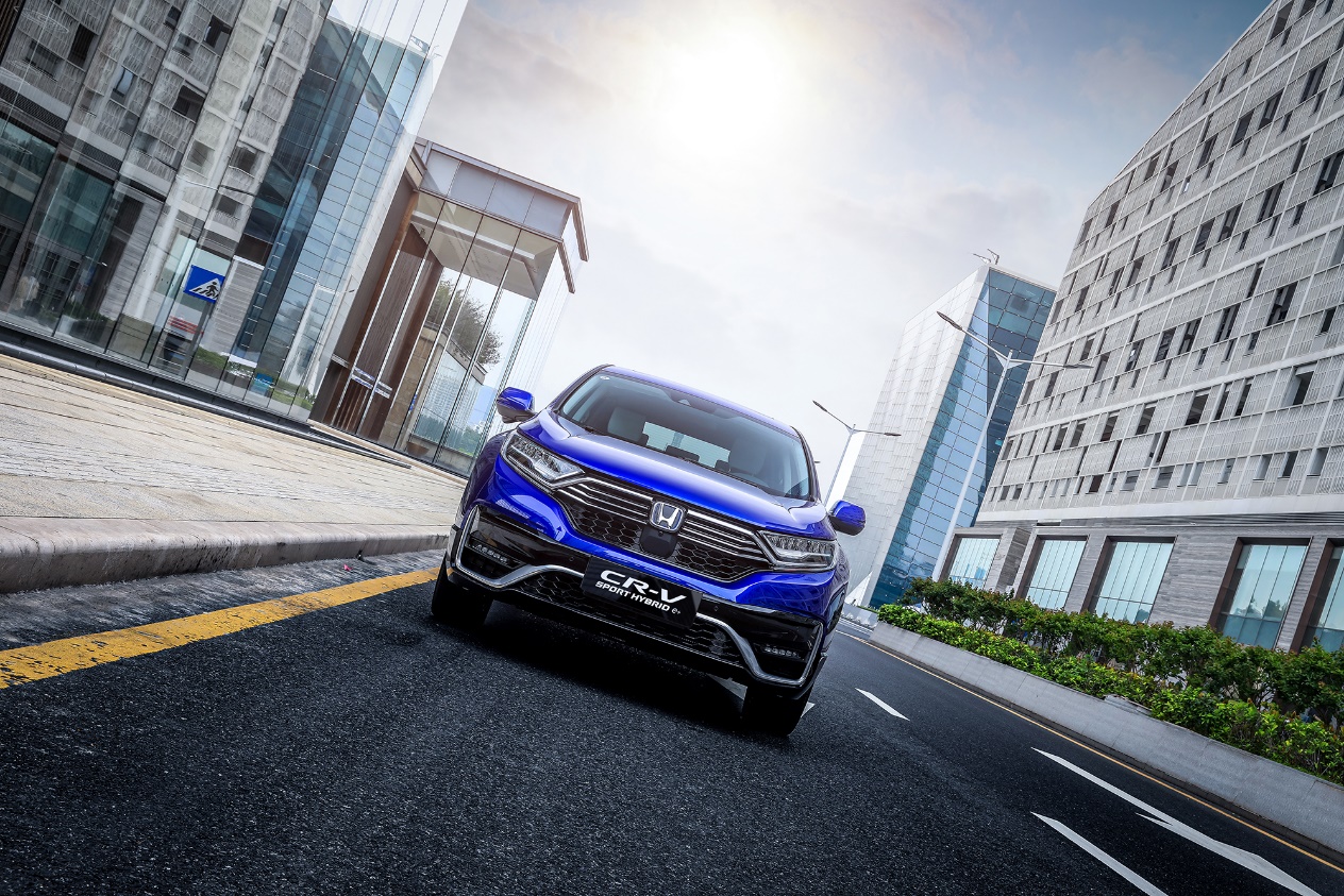 cr-v锐混动实测油耗,试驾crv油耗1.5t