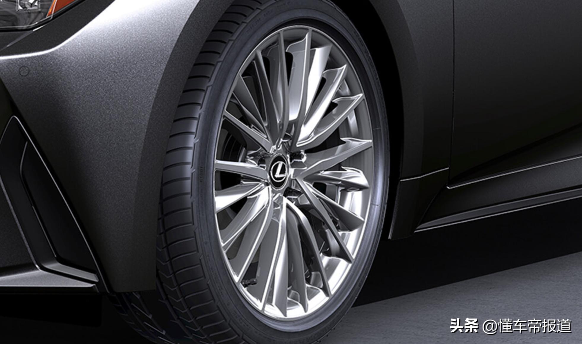 新款雷克萨斯is对比宝马三系,全新外观更好看的车