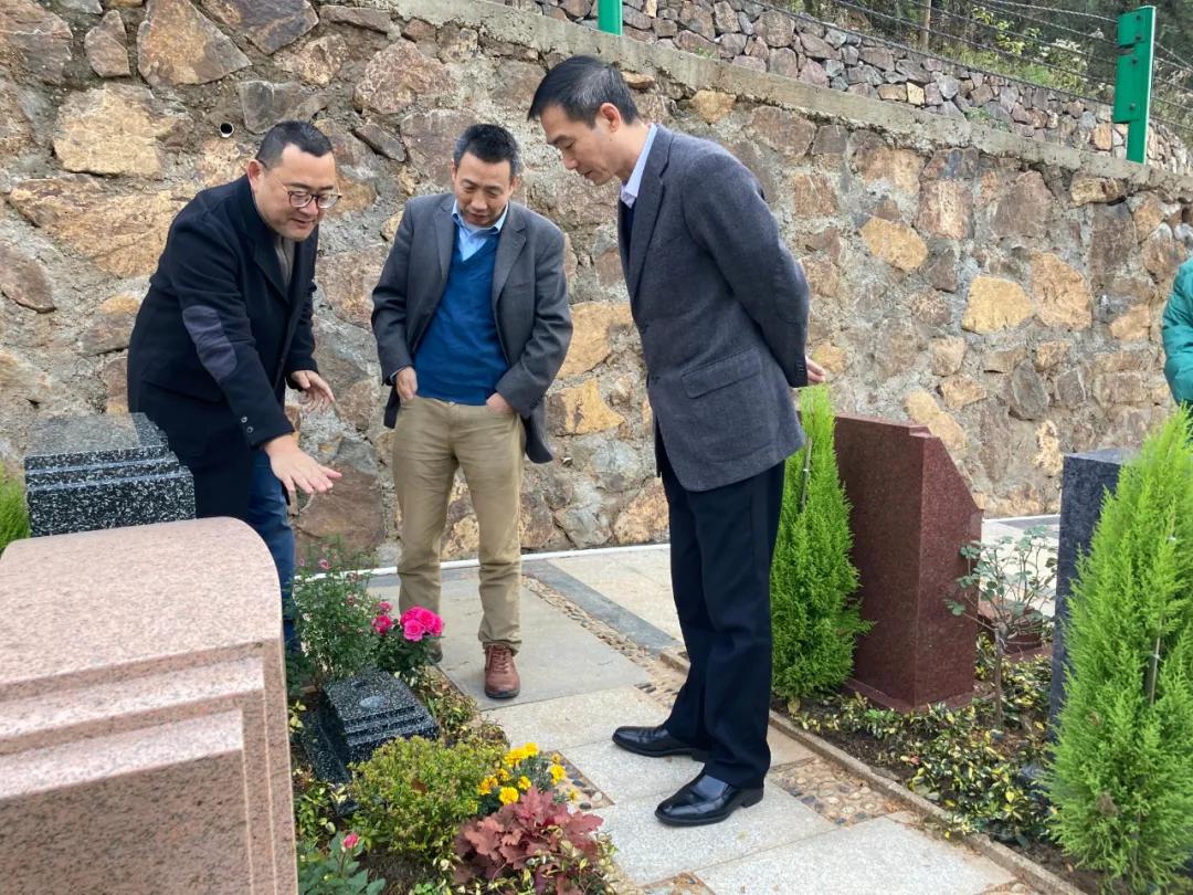 同泰第四届集体树葬圆满举行，21位树葬人士回归自然