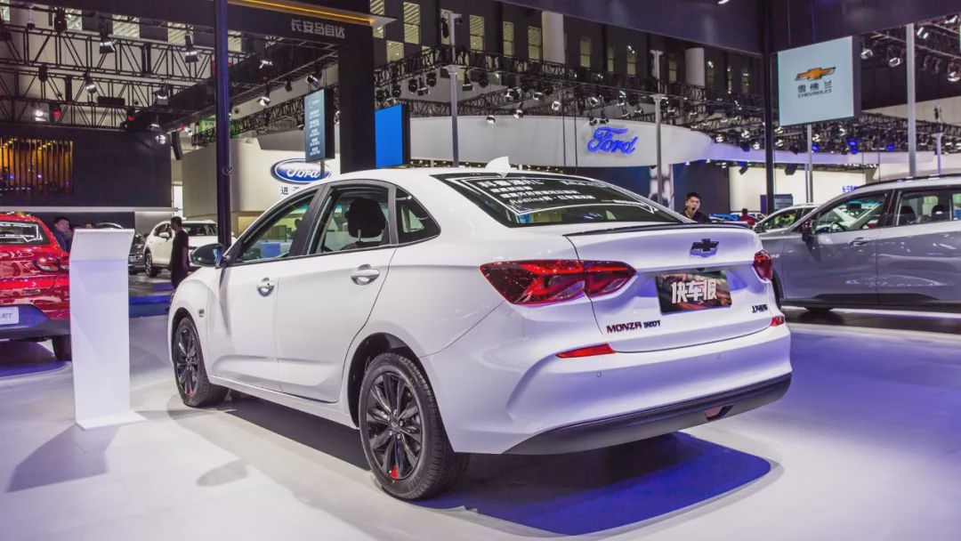 五年的雪佛兰科沃兹还能卖多少钱,雪佛兰科沃兹大概卖了多少辆车