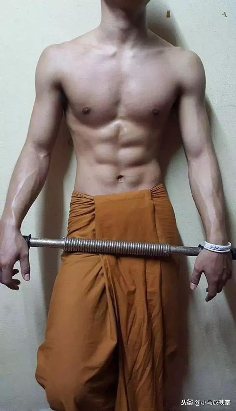 泰国和尚肌肉有多强,泰国和尚腹肌视频