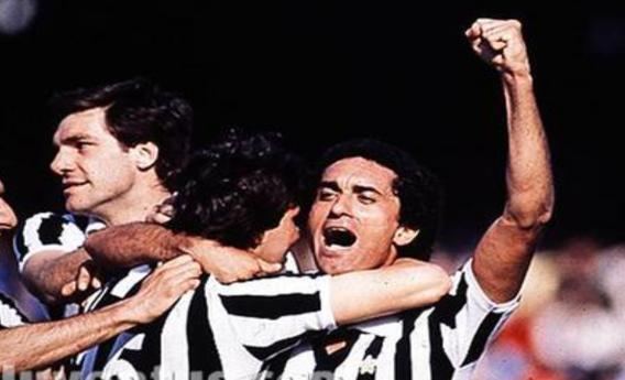 尤文图斯西甲历史最佳阵容,齐达内听到巴乔替补