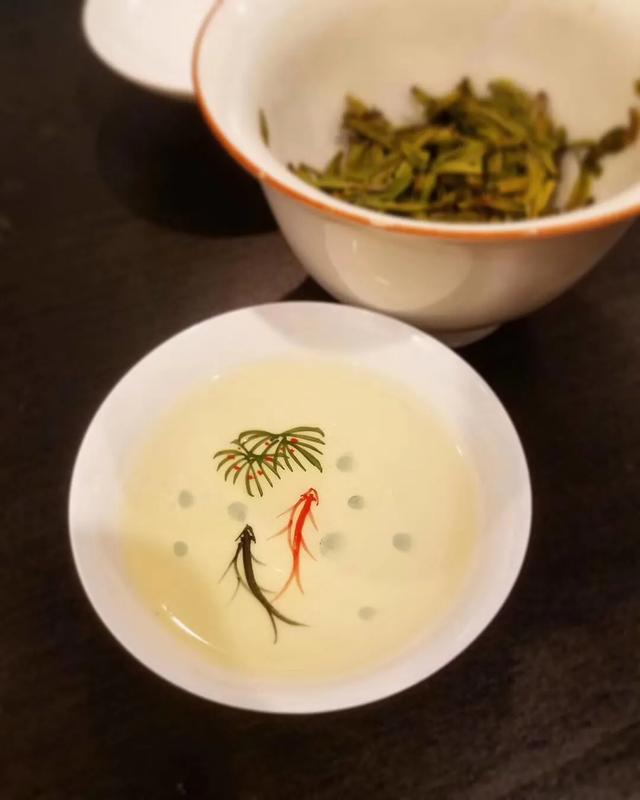 除竹叶青茶不需要洗茶外，龙井茶需不需要洗茶呢？