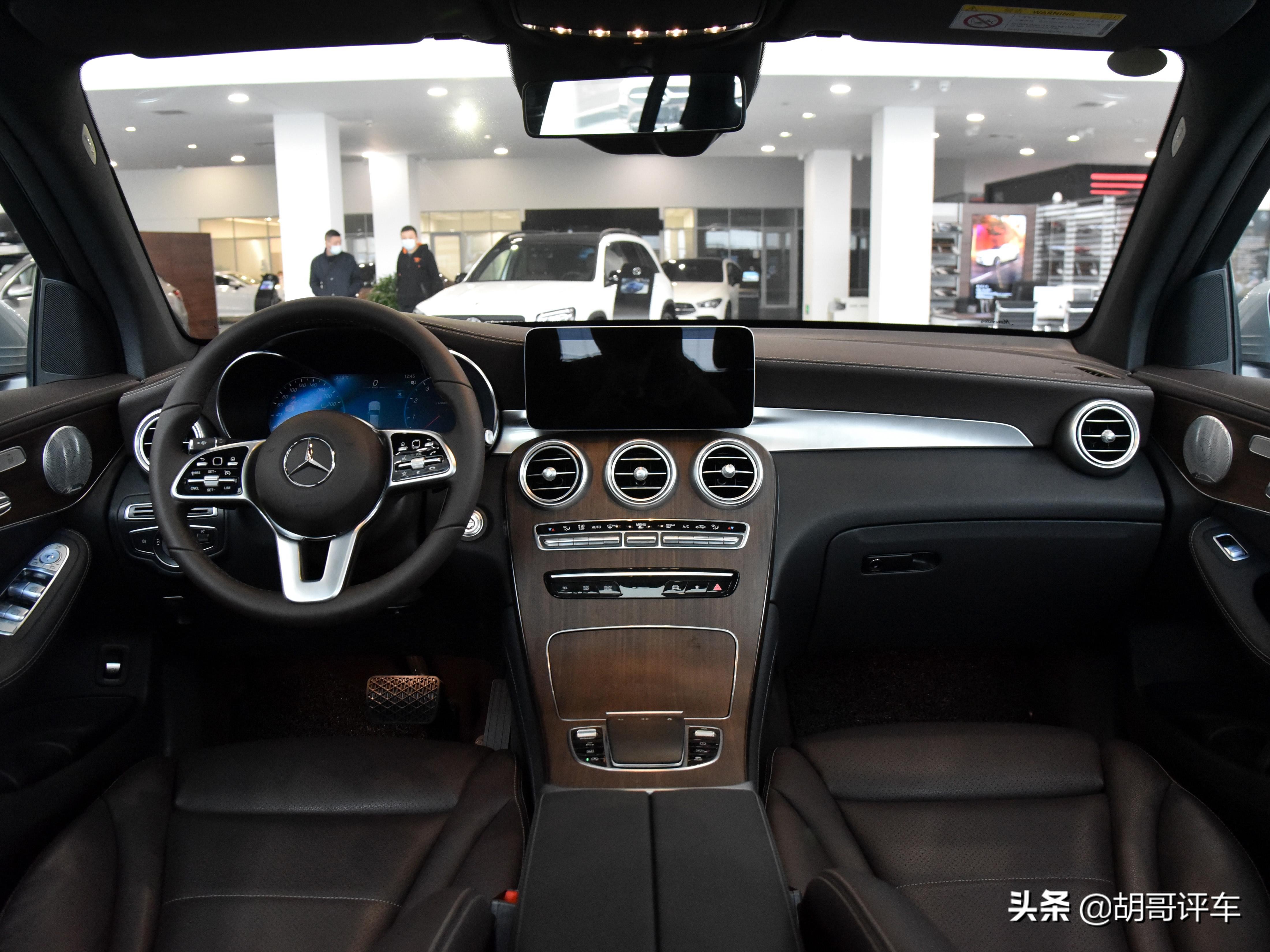 2.0t的奔驰glc油耗图片,奔驰glc动力197马力与258马力的区别