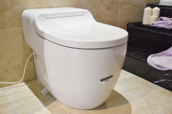 卫生间浴室柜马桶淋浴房搭配,卫生间淋浴房马桶洗手盆如何布置