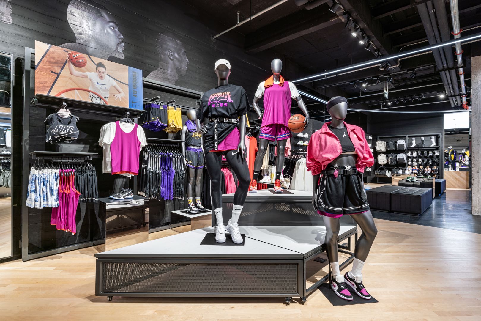 广州世界最大的nba旗舰店,全中国最大的nba旗舰店在广州哪里
