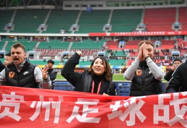 中甲贵州恒丰文筱婷,中甲美女老板文筱婷