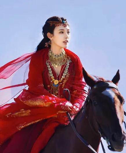 影视剧里公认的8大白月光,影视剧中白月光女演员排行