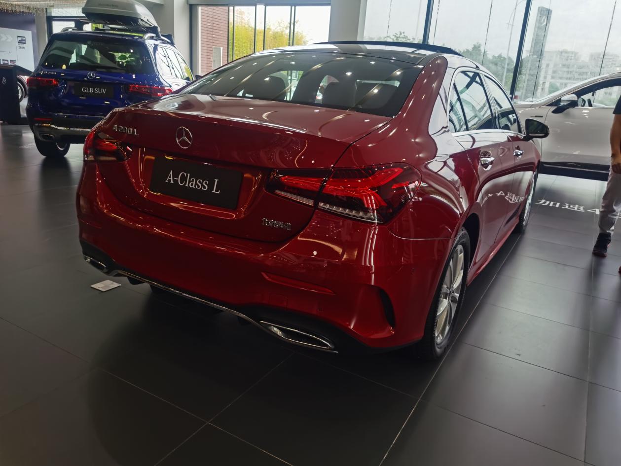 探店奔驰a级优惠,奔驰a级探店