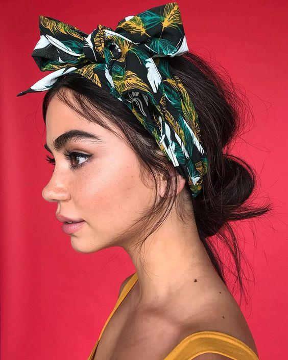 钩宽发带头巾100种图解,头巾的时尚戴法