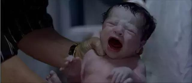 印度代孕现状：为了8000块，她们心甘情愿献出了子宫