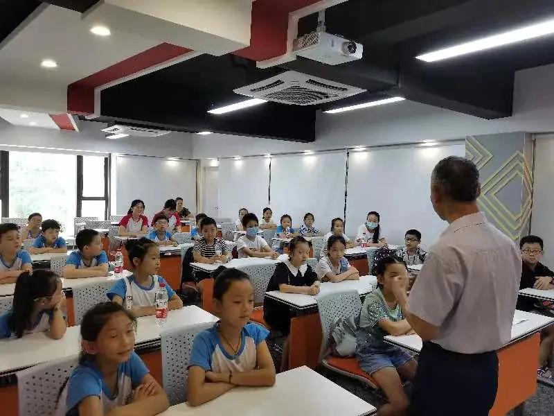 涓冨僵鍋囨湡鎯呮殩绔ュ績,鏆戝亣鍏崇埍鍎跨娲诲姩