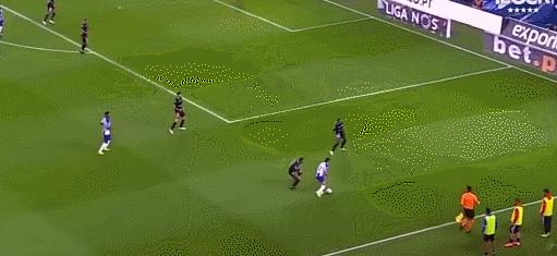 墨西哥顶级前锋,波尔图边锋科罗纳