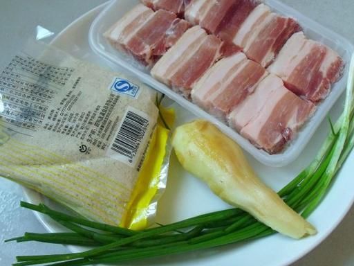 粉蒸肉又滑又嫩好吃不腻冬日必学,粉蒸肉最简单的做法色香味俱全