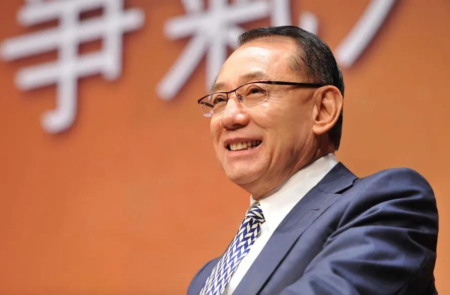 力捧“英皇一姐”容祖儿，6间上市公司，杨受成的财富百年渡