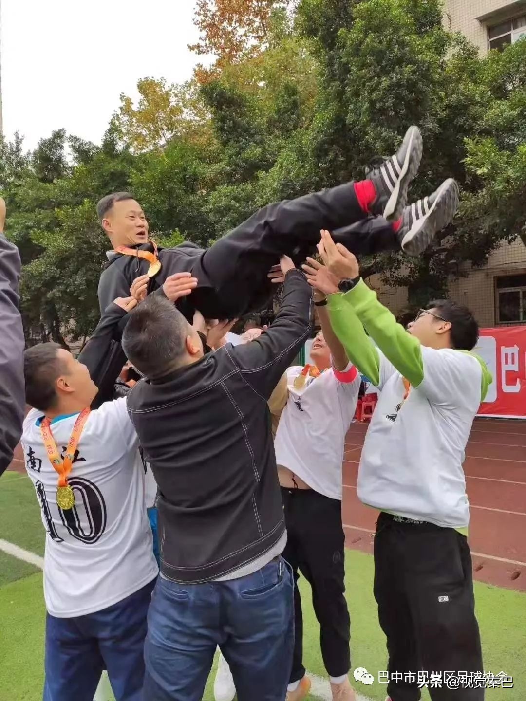 巴中市第六届运动会通江代表队,巴中第五届运动会群众篮球比赛