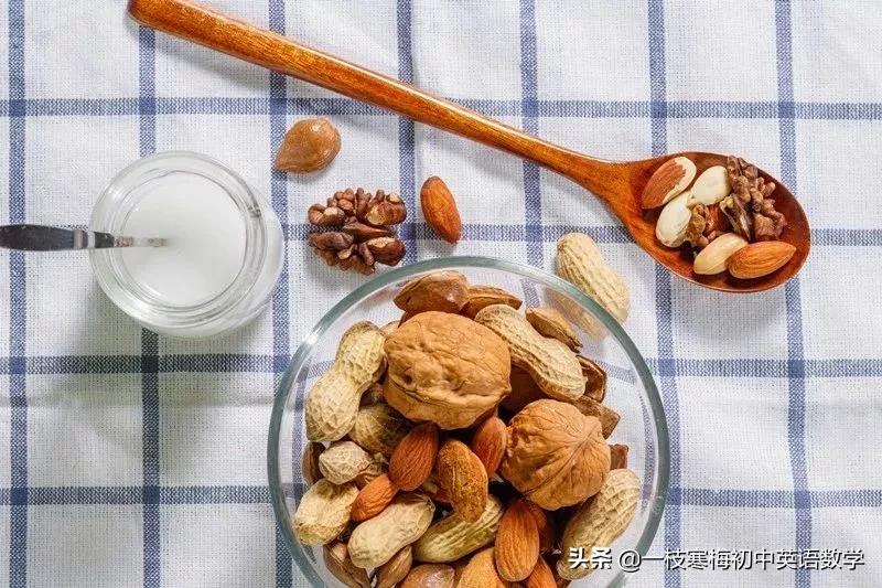 所有食物的英文名,西方常见的食物名称英文