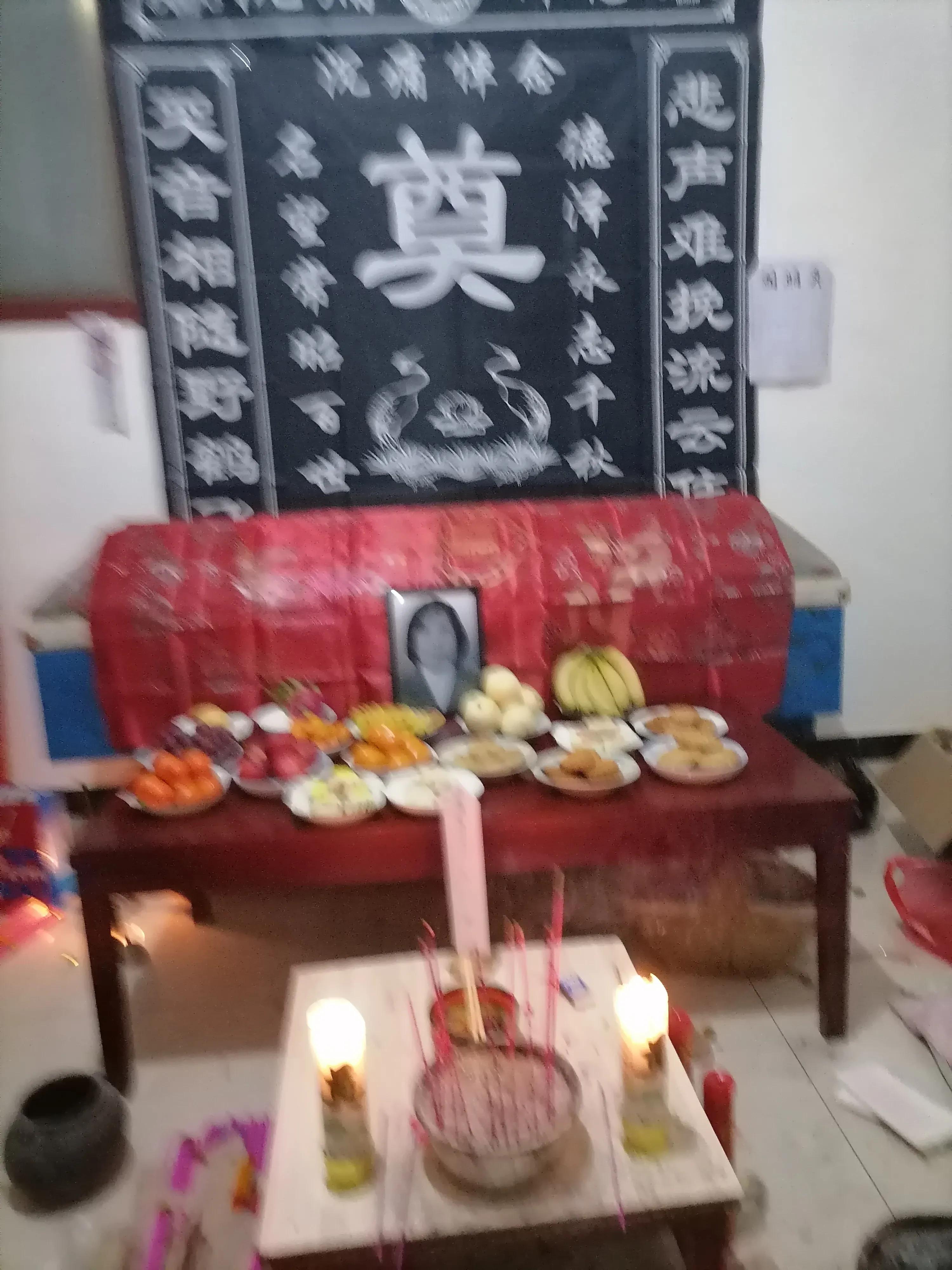 大姨去世悼念语简短,悼念去世的大姨怎么写