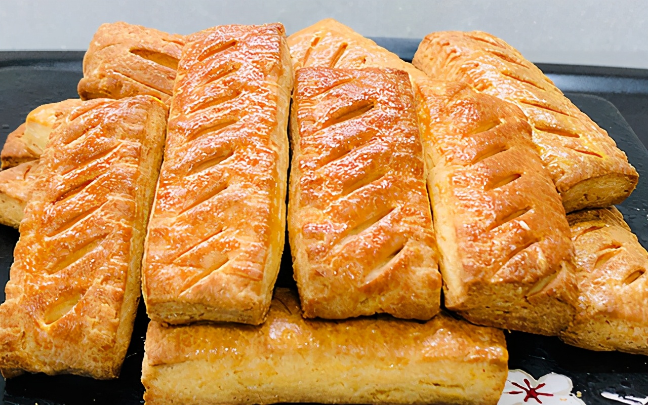 怎样做香甜酥脆的鸡蛋小饼干,用2个鸡蛋做美味饼干简单又好吃