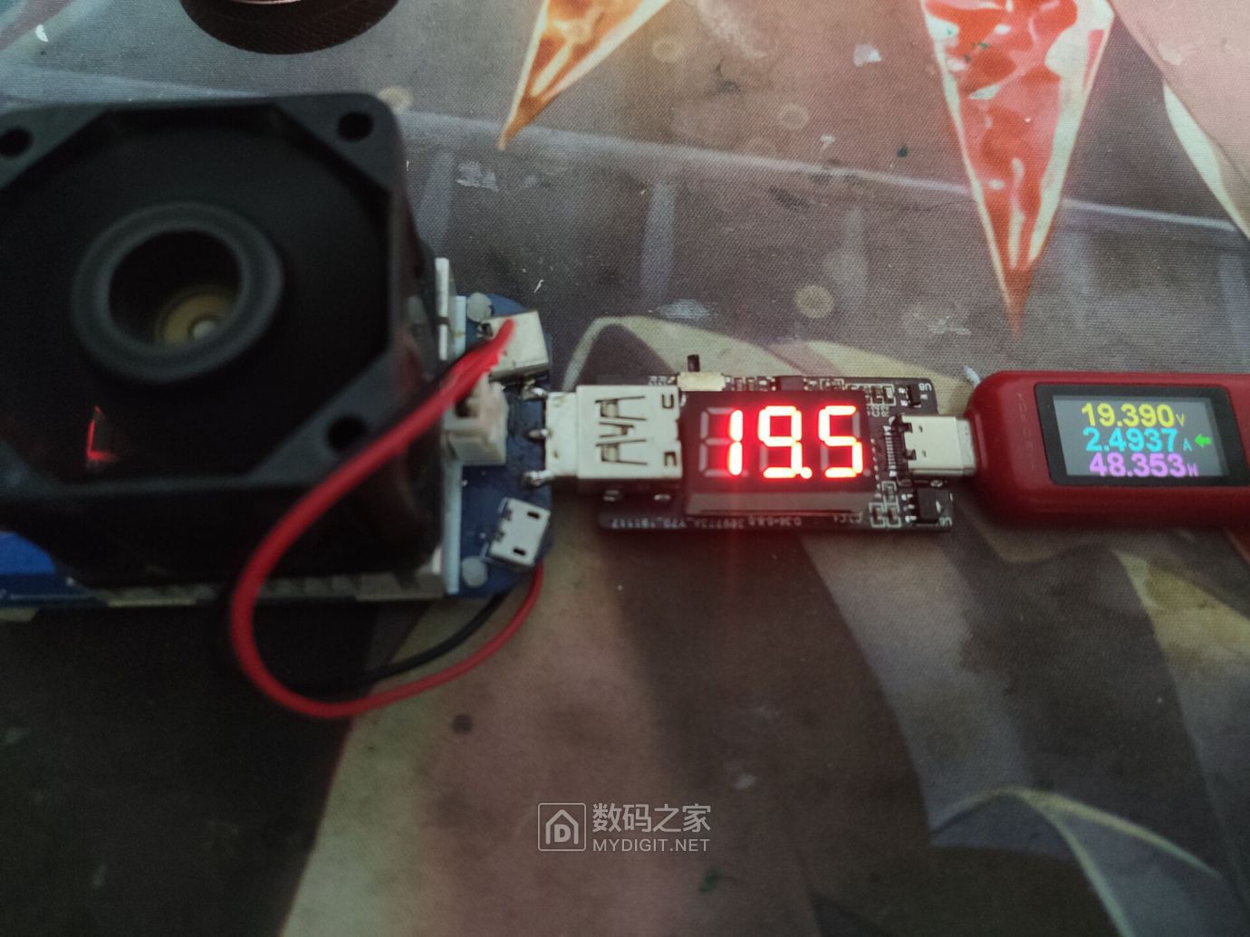 小米22.5瓦充电器拆解,小米120瓦充电器如何拆开维修