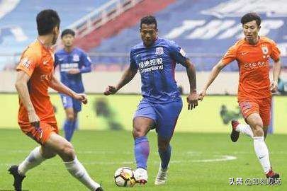 盘点中超赛场,盘点近年来在中超大腿级中场球员