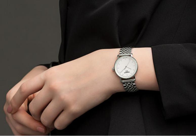 男士高档石英腕表选购技巧,腕表入门教学