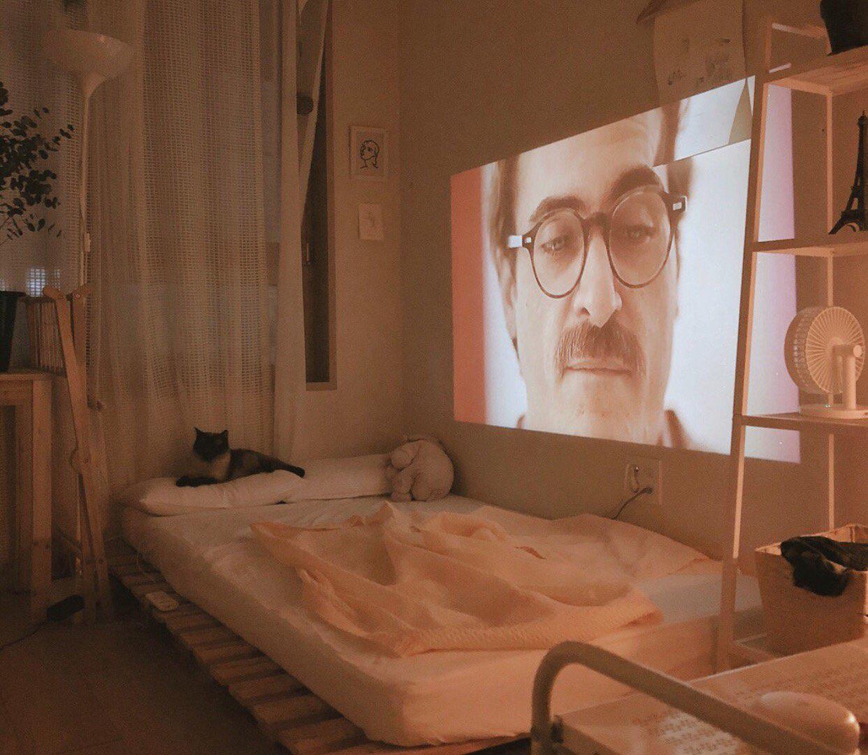 在直播间买的投影仪发现不值,直播间买的投影仪靠谱吗