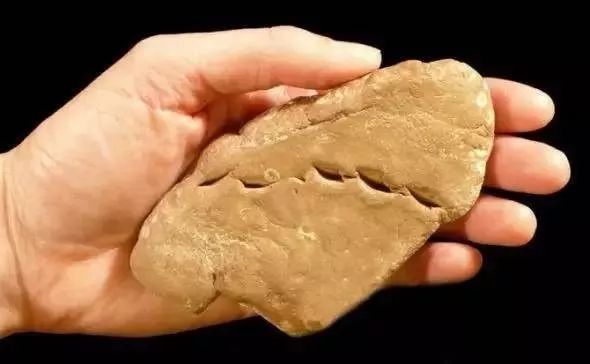 女人没有一支口红是用完的,女人需要口红吗