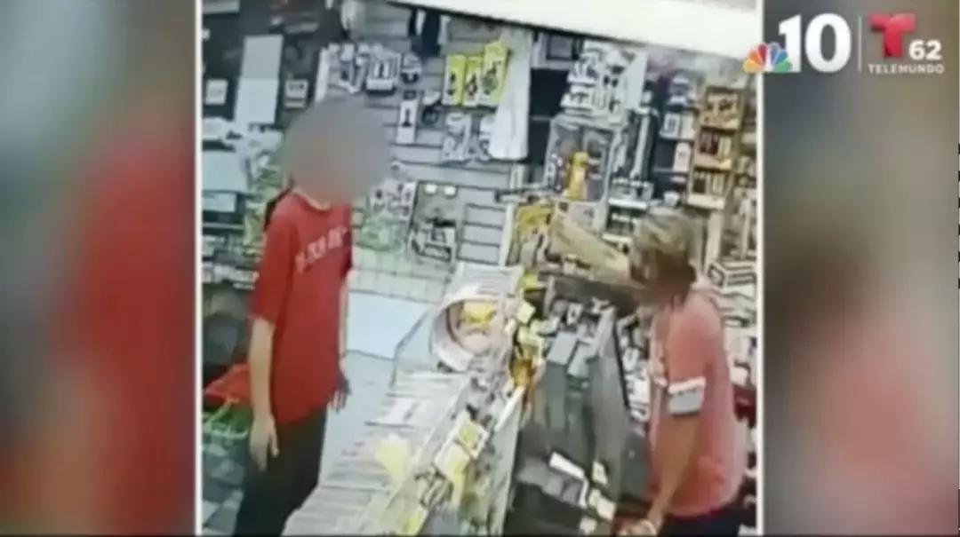 怀疑你偷东西，就要强行脱你衣服？