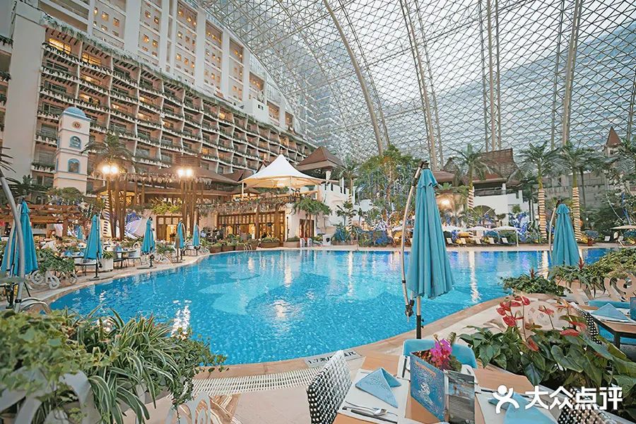 成都龙泉人造沙滩,成都人造湖沙滩